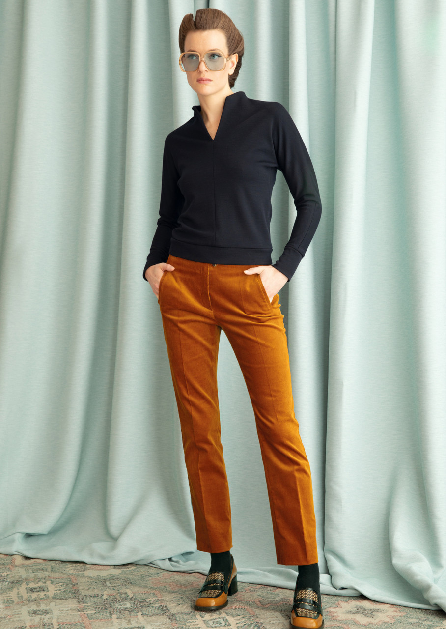 hose modell: myrna cord navy