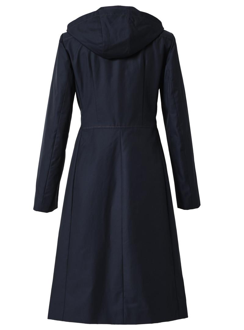 mantel modell: harriet midnight